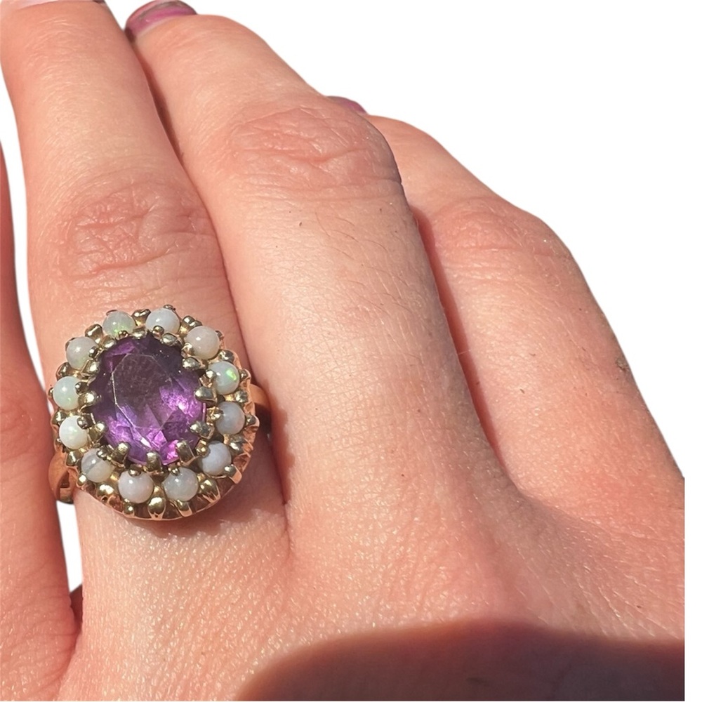 Vintage Amethyst and Seed Opal 10k Gold Ring Size 5.5/6 Estate Hallmarked - Picture 13 of 16